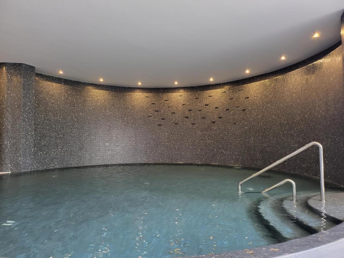 Hotel Royal Orchid كانيكو المظهر الخارجي الصورة