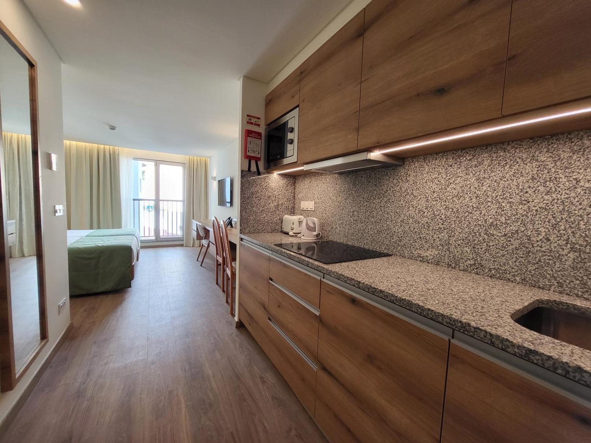 Hotel Royal Orchid كانيكو المظهر الخارجي الصورة